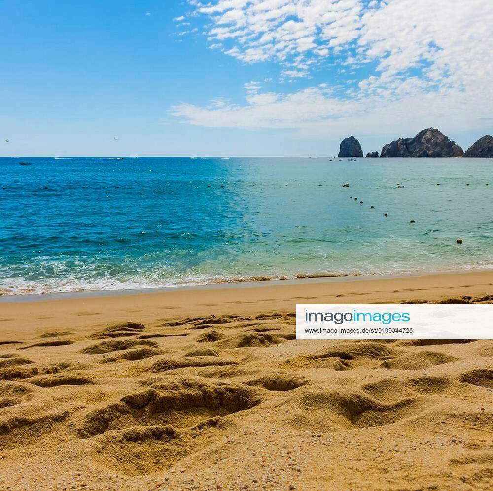 Sandy Beach View of Waves at Beach in Mexico, Cabo San Lucas ...