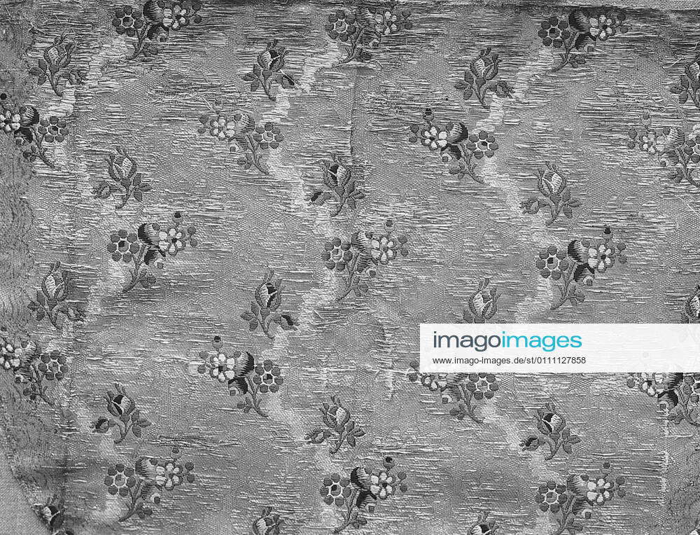 piece-possibly-russian-18th-century-possibly-russian-silk-and-metal