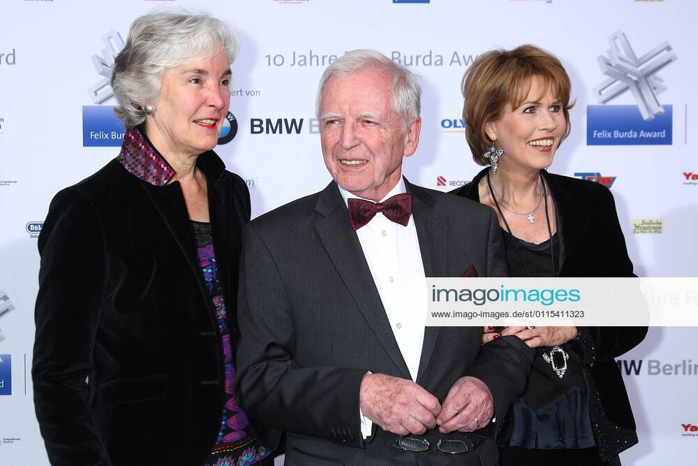 Harald zur Hausen Nobel laureate and Prof Dr Ethel Michele de