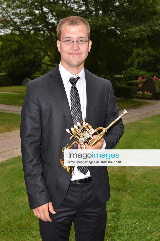 Jonathan Mueller trumpet player summer concert of the Deutsche Stiftung ...