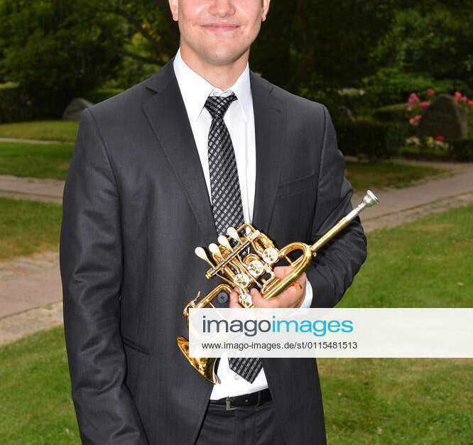 Jonathan Mueller trumpet player summer concert of the Deutsche Stiftung ...