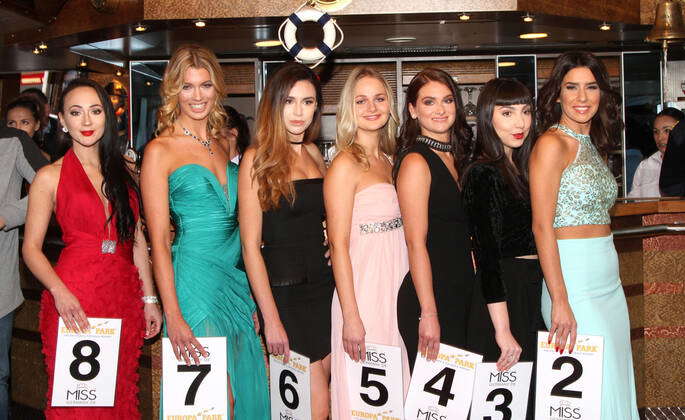 Miss Hamburg 2017 contestants, Anastasia Bersch, Rebecca Coners ...