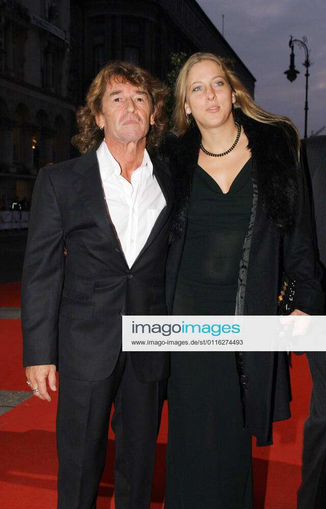 Quadriga Verleihung 03.10.2005 Saenger Peter Maffay + Frau Tania ...