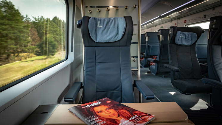 Deutsche Bahn, ICE, DB, coach 1 class Deutsche
