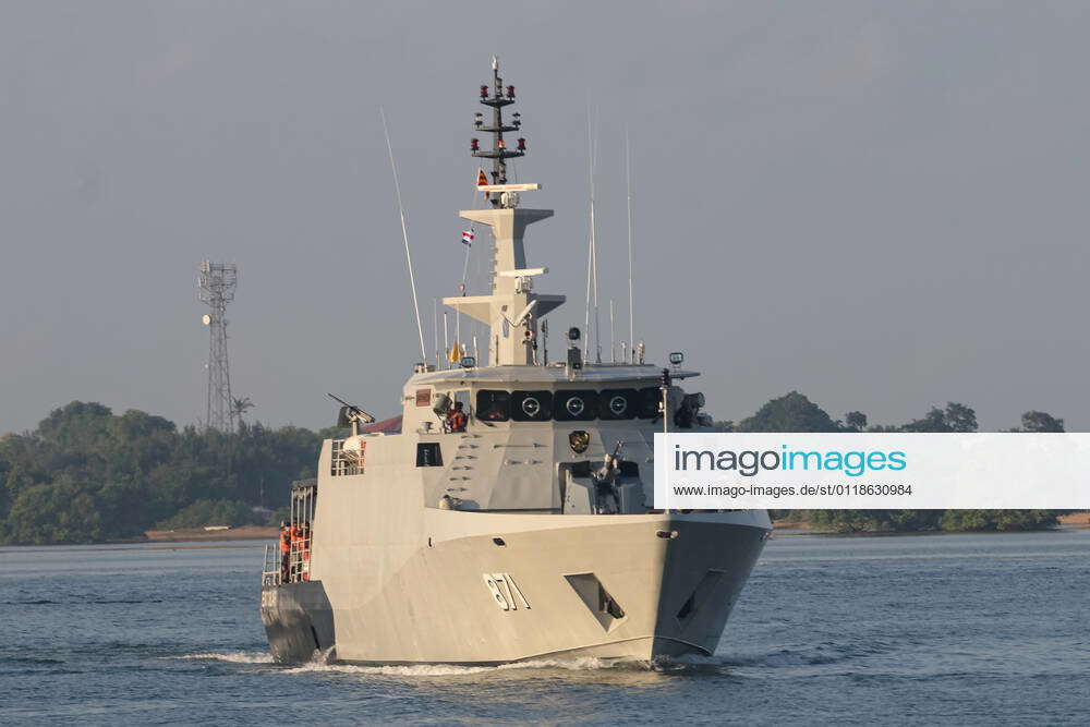 May 21, 2021, Badung, Bali, Indonesia: Indonesian Navy Ship KRI Escolar ...