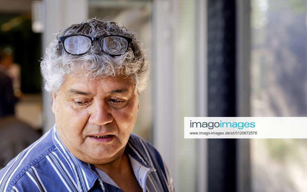 BADHOEVEDORP Relative Rob Fredriksz arrives at the Judicial Complex