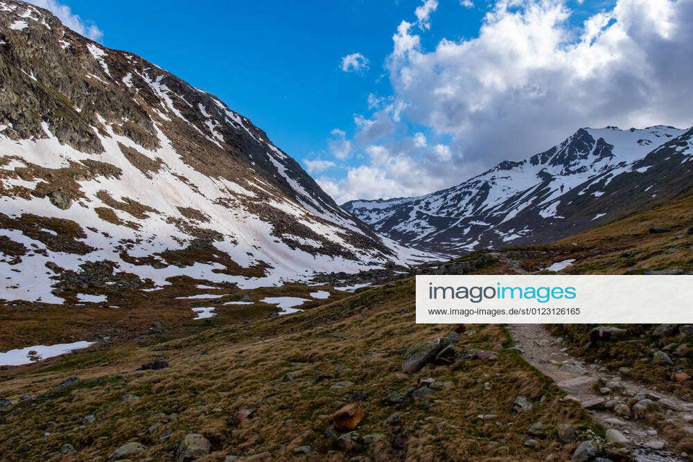 PXL_Ötztal Alps covered with snow and ice 21.06.2021., Ötztal Alps ...