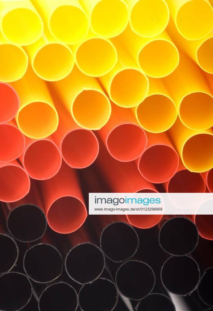 Drinking straws as a German flag