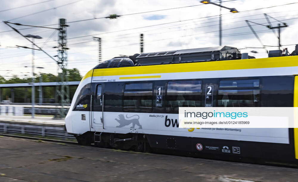 Regionalverkehrszug Von Abellio Abellio Fährt Für Bwegt Die