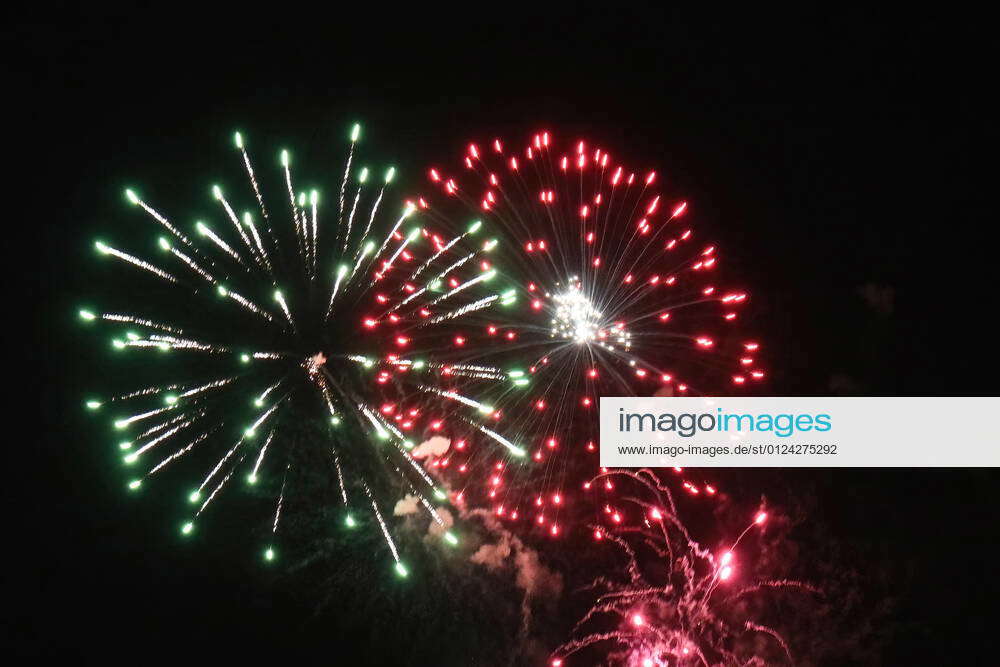 July 4, 2021, Grand Coulee, Washington, United States Fireworks light