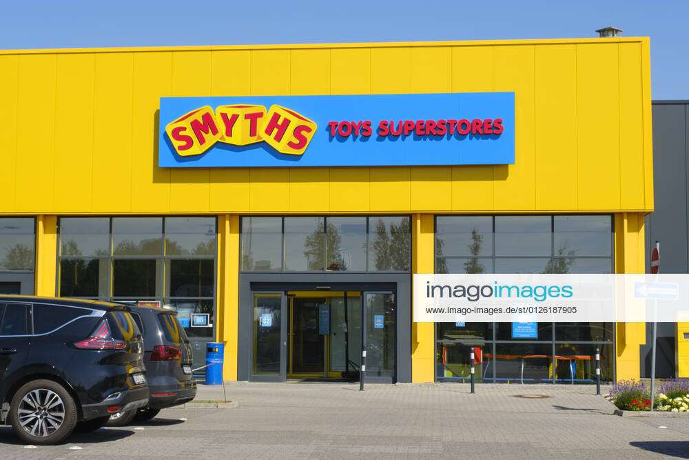 SMYTHS Toys Superstore, Toy Shop, Kamen, North Rhine-Westphalia, Germany,  Europe