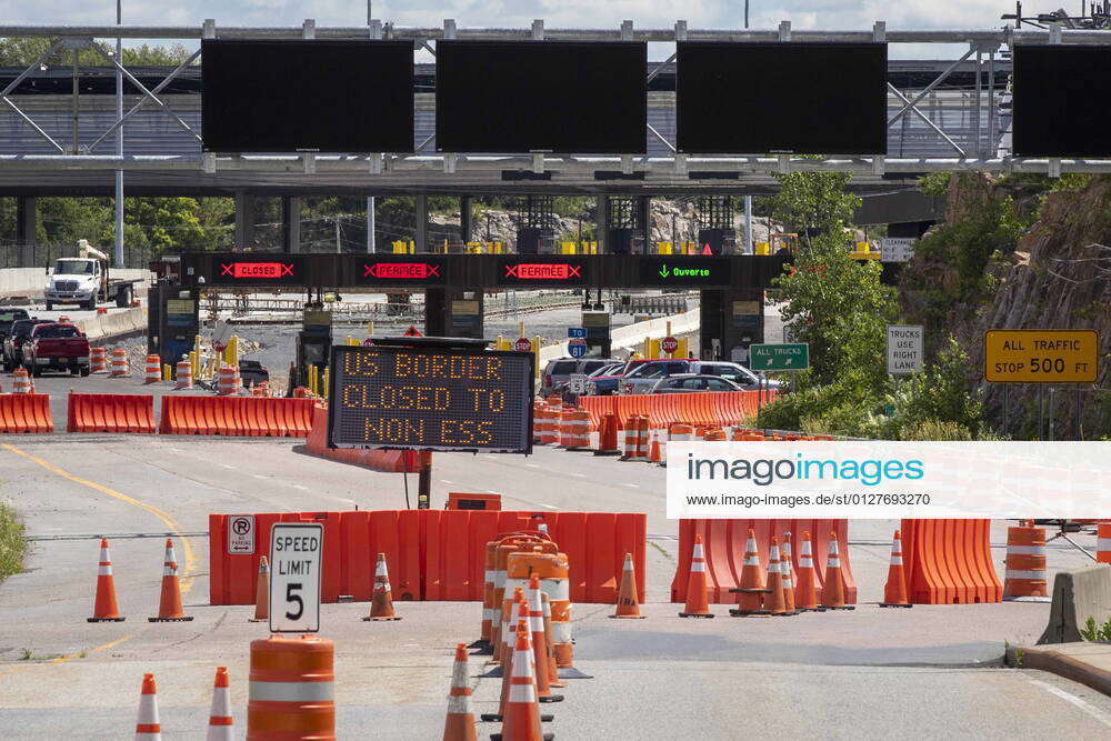 July 30, 2021, Lansdowne, Ontario, Canada A sign at the Thousand Islands US Canada border crossing