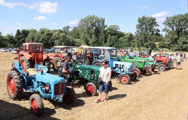 threshing festival and tractor meeting Ostramondra 14 08 2021 ...