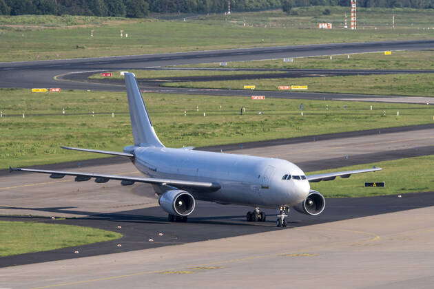 Cologne Bonn Airport, CGN, cargo aircraft standing in front of air ...