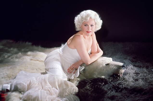 Sally Struthers as Jean Harlow, 1976, ph: George Hurrell TV Guide Courtesy  Everett Collection