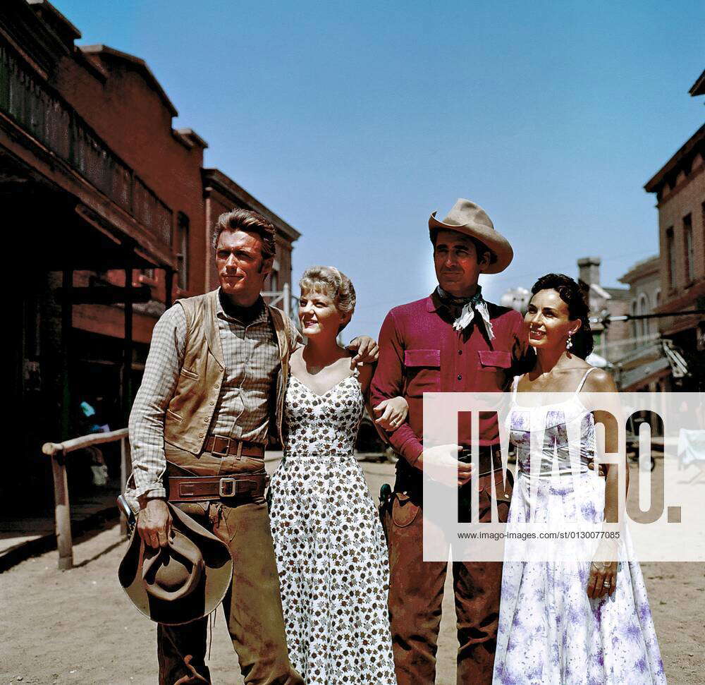 RAWHIDE, from left: Clint Eastwood, Zeme North, Sheb Wooley, Debra ...