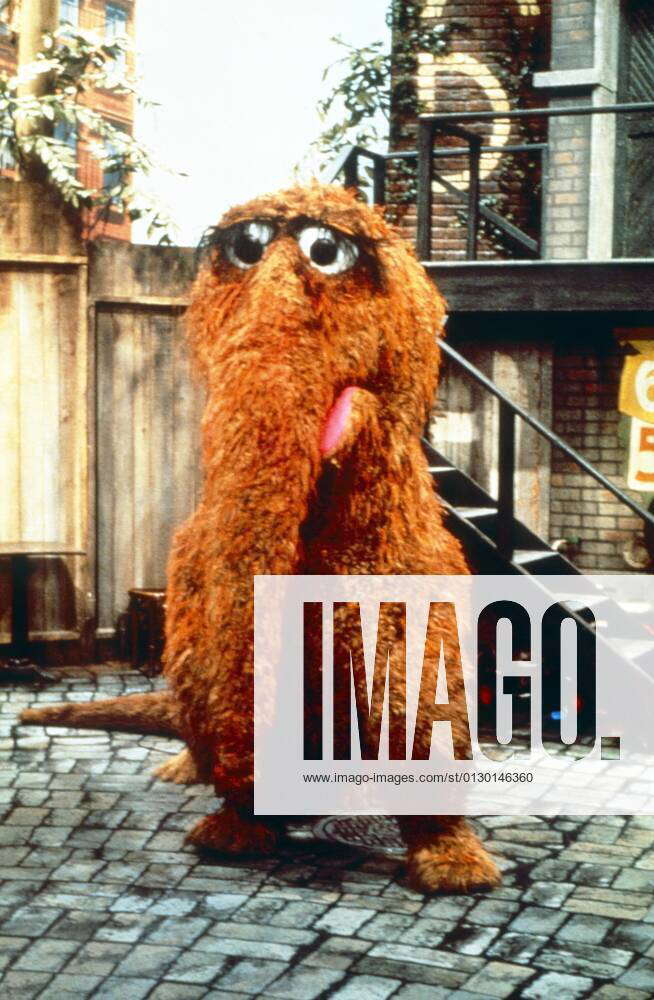 SESAME STREET, Mr. Snuffleupagus, 1980s, (1969-). ? PBS Courtesy ...