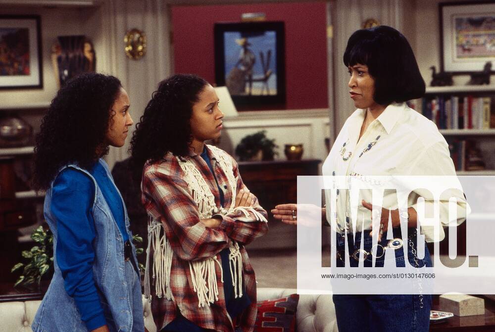 SISTER, SISTER, Tamera Mowry, Tia Mowry, Jackee Harry, 1994-99. ph: Ron ...