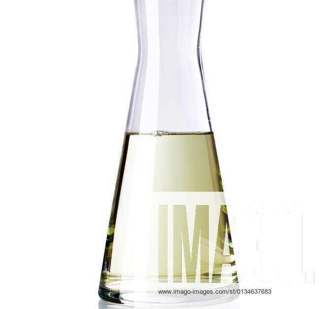 carafe,white wine,carafes,white wines