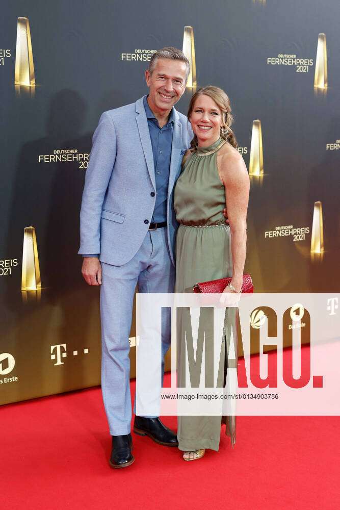 Dirk Steffens with wife Dr. Sabine Armsen at the award ceremony of the ...