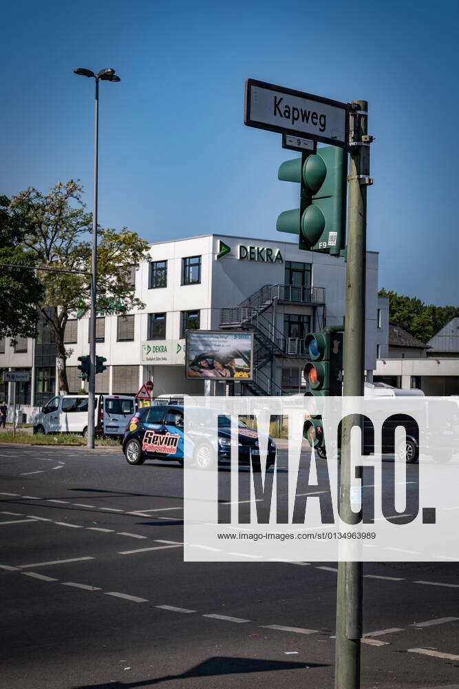 Berlin Reinickendorf, the Kurt Schumacher Platz, called Kutschi, a