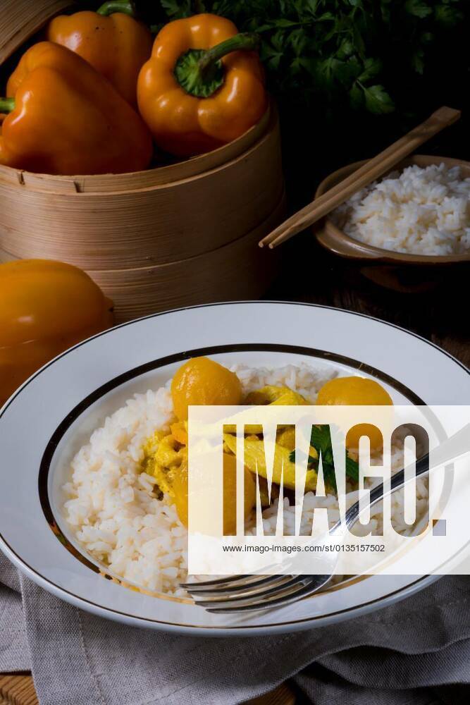 Chicken in a curry cream sauce