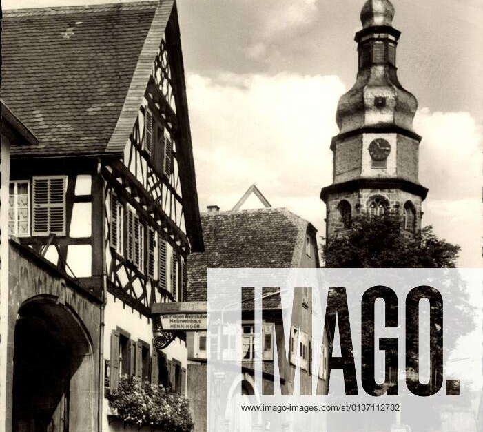 Kallstadt on the wine route, Henninger natural wine house with