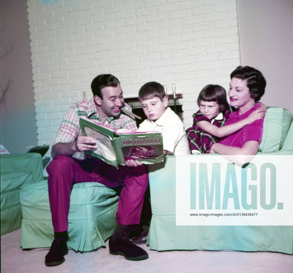 Carl Reiner and family, from left: Carl Reiner, Rob Reiner, Annie ...