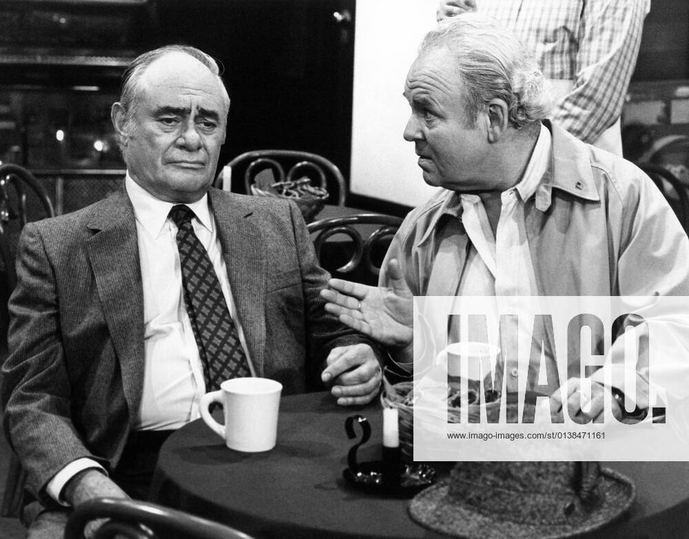 ARCHIE BUNKER S PLACE, from left: Martin Balsam, Carroll O Connor ...