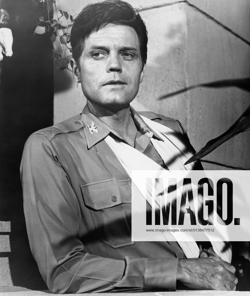 TWELVE O CLOCK HIGH, Jack Lord, Face of a Shadow, (Season 3