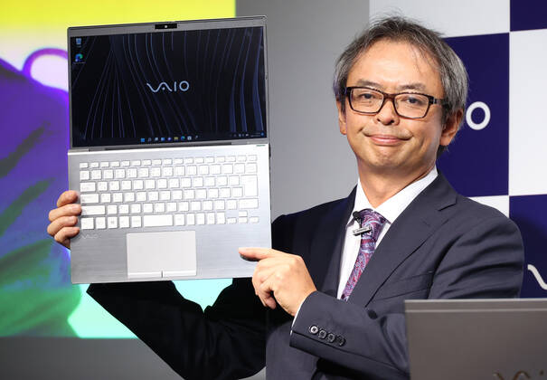 Japanese Style Computer Tokyo, Japan - Japanese computer maker Vaio displays the new notebook ...