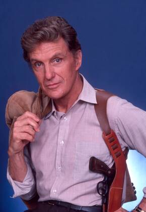 STRIKE FORCE, Robert Stack, 1981-1982. photo: Robert Phillips Everett ...