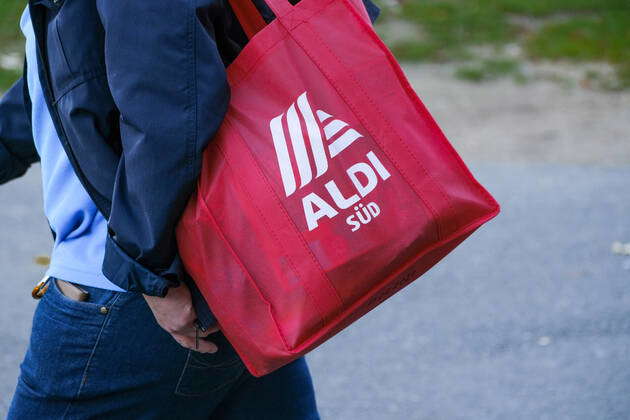 Dusseldorf 21 09 2021 Aldi Sud discounter food supermarket shopping bag carrier bag plastic bag