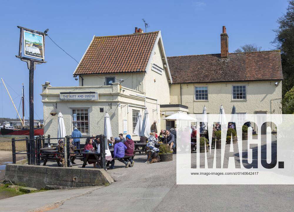 The hotsell Butt and Oyster, Pinmill, UK