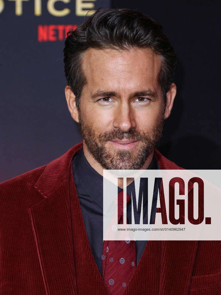 World Premiere Of Netflix s Red Notice Actor Ryan Reynolds arrives at ...