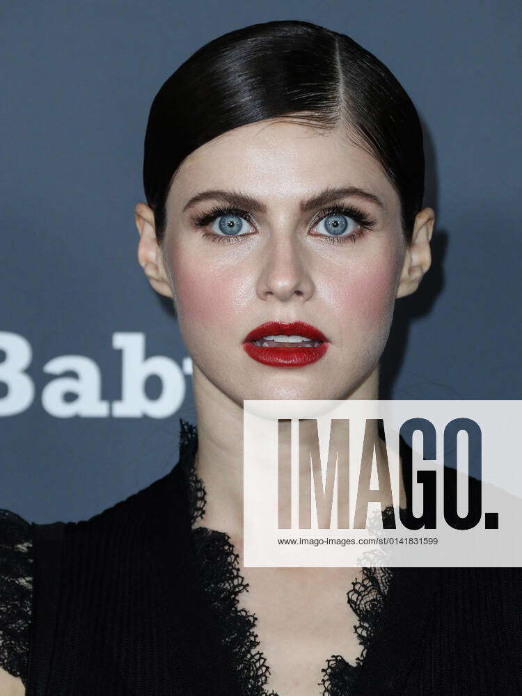 Baby2Baby 10-Year Gala 2021 Actress Alexandra Daddario arrives at the ...