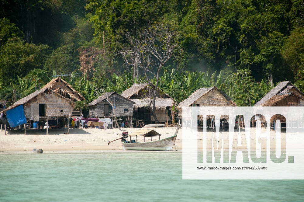 The ˜Sea Gypsies or Moken of the Andaman Sea, known in Thai as chao ...