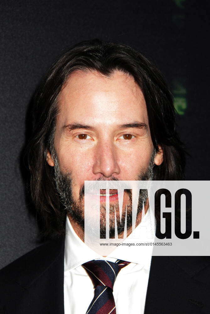 Keanu Reeves 12 18 2021 The U.S. Premiere Of The Matrix Resurrections ...