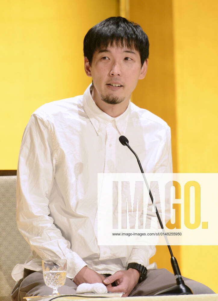 Akutagawa Literary Award In Japan Novelist Bunji Sunakawa Attends A 