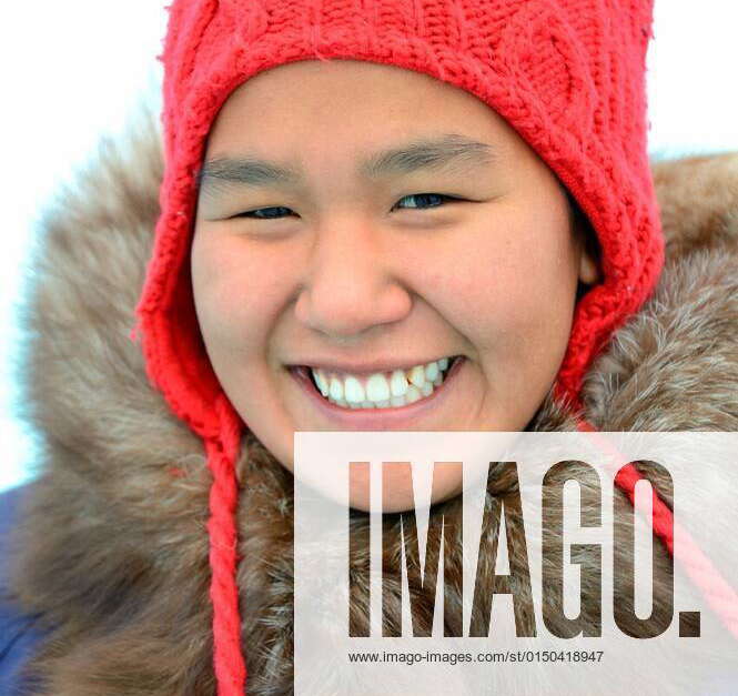 Portrait of a young inuit woman 22 years old Grise Fiord, Ellesmere