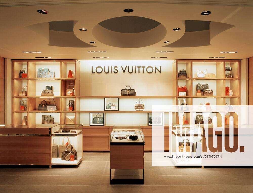 Louis Vuitton Harrods, London, United Kingdom, Rockwell Group - SuperStock