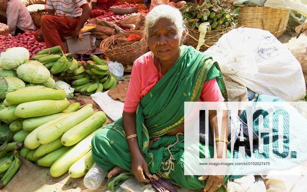 Fruit and Vegetable market, Bangalore, Southern Karnataka, India ...