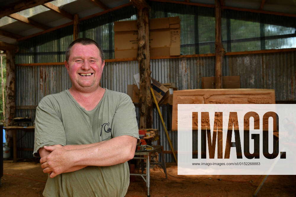 CHAINSAW ARTIST FEATURE, Fourthgeneration timber worker and chainsaw