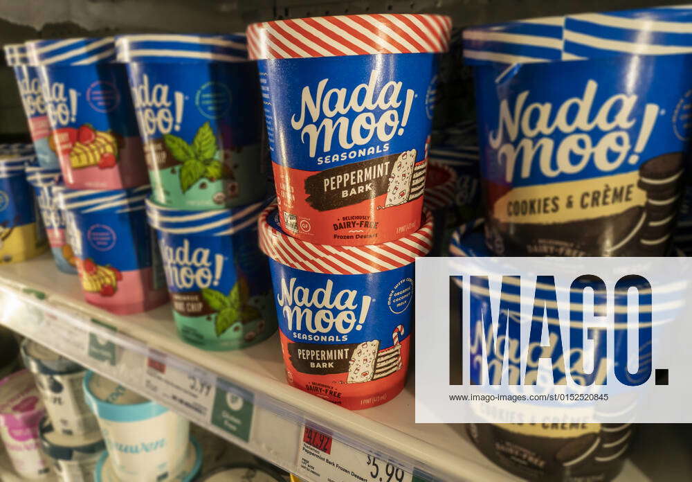 Nadamoo Vegan Ice Cream Pints Of Nadamoo Vegan Plant Based Ice Cream In A Supermarket Freezer 7224