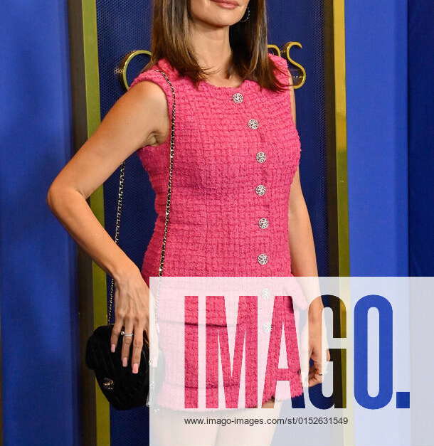 Penélope Cruz attends the 94th annual Oscars nominees luncheon at the