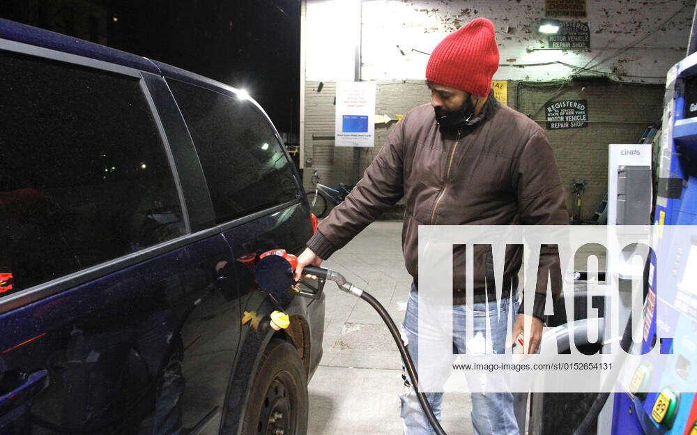 March 8, 2022, New York, USA The average price for a gallon of regular