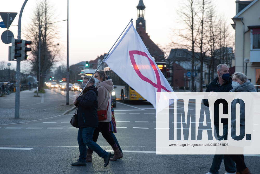 Oldenburg Corona Demo of the Free Oldenburgers , Oldenburg, 22 03 2022 GER, Corona Demo of the