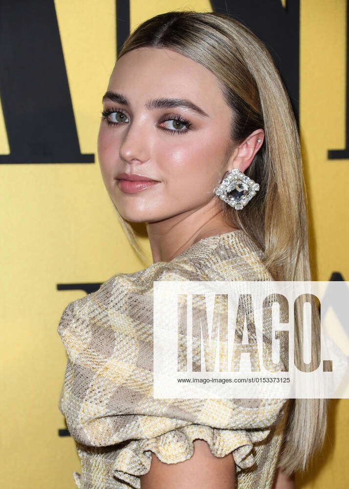 Vanity Fair Hosts Vanities Party A Night For Young Hollywood Peyton