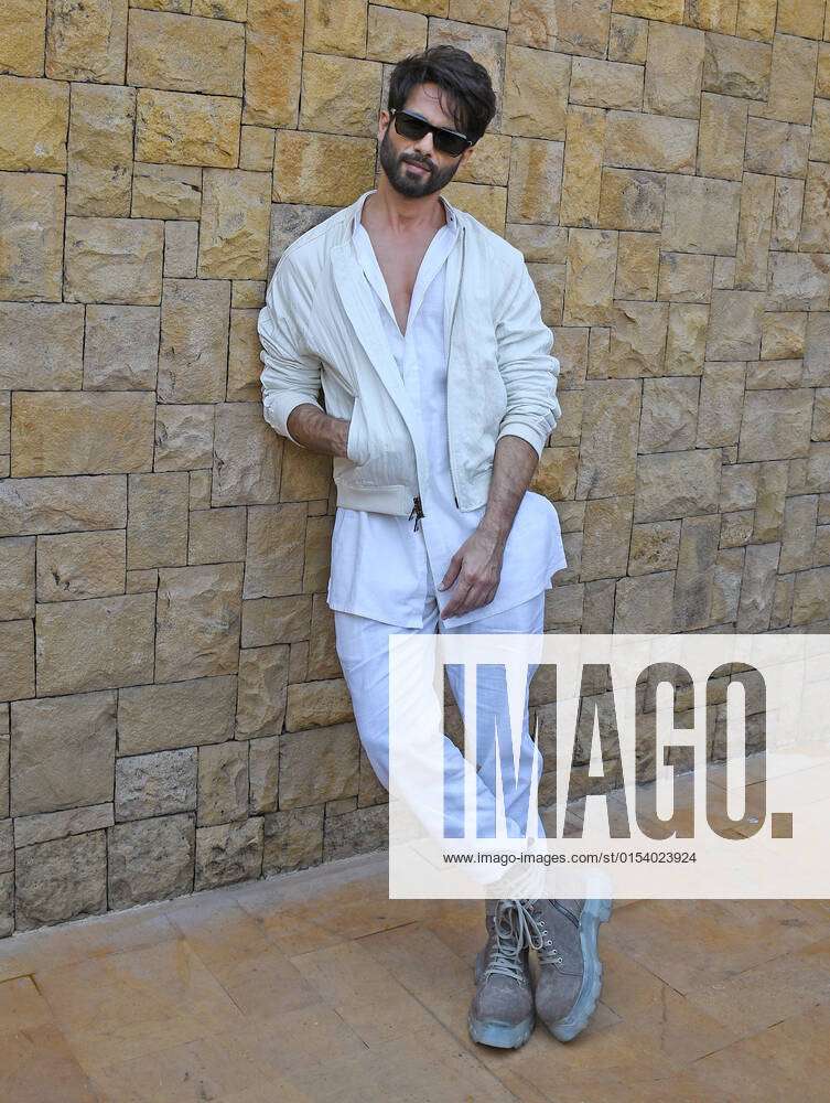 Mumbai:Bollywood Actor Shahid Kapoor poses for photos.