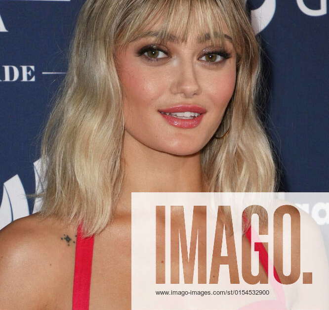 Ella Purnell attends the 33rd Annual GLAAD Media Awards on April 02